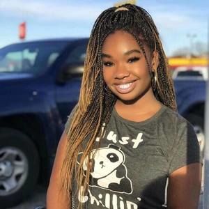 Meet your Posher, Jessica